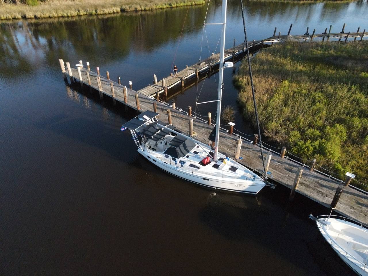 Aerial view of the sailboat at dock